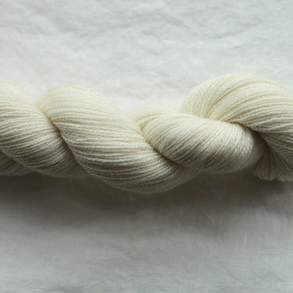 4ply / fingering marl cashmere yarn